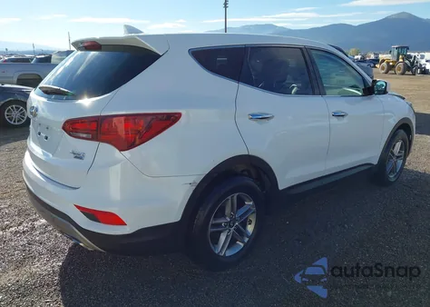 2017 Hyundai Santa Fe Sport 2.4L z USA, uszkodzony, nr VIN 5NMZTDLB1HH028212